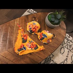 Brand new Hollister swimsuit